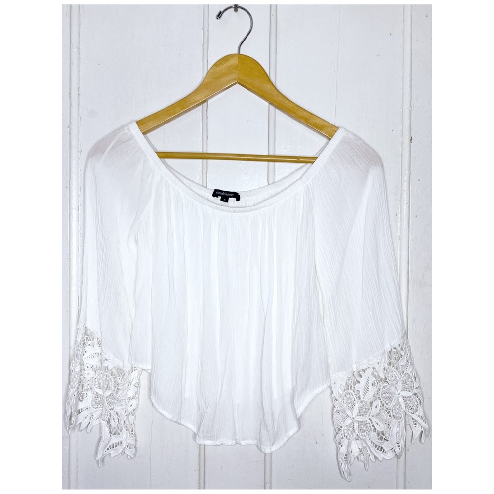 Ambiance : size S : boho floral crochet embroidered whimsy flowy crop top blouse